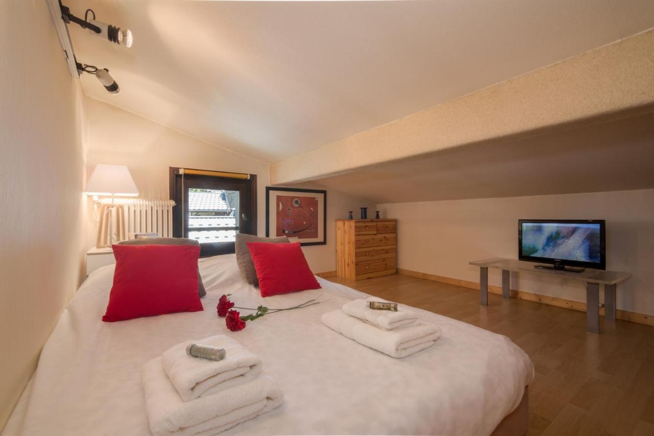 Appartement Le Carlaveyron - Happy Rentals Ле Уш Екстериор снимка